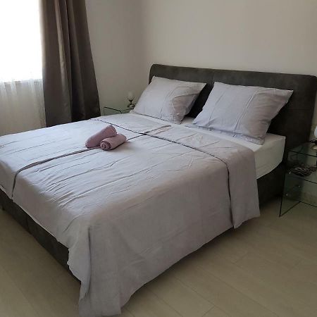 Apartmani Marella Seget Donji ภายนอก รูปภาพ