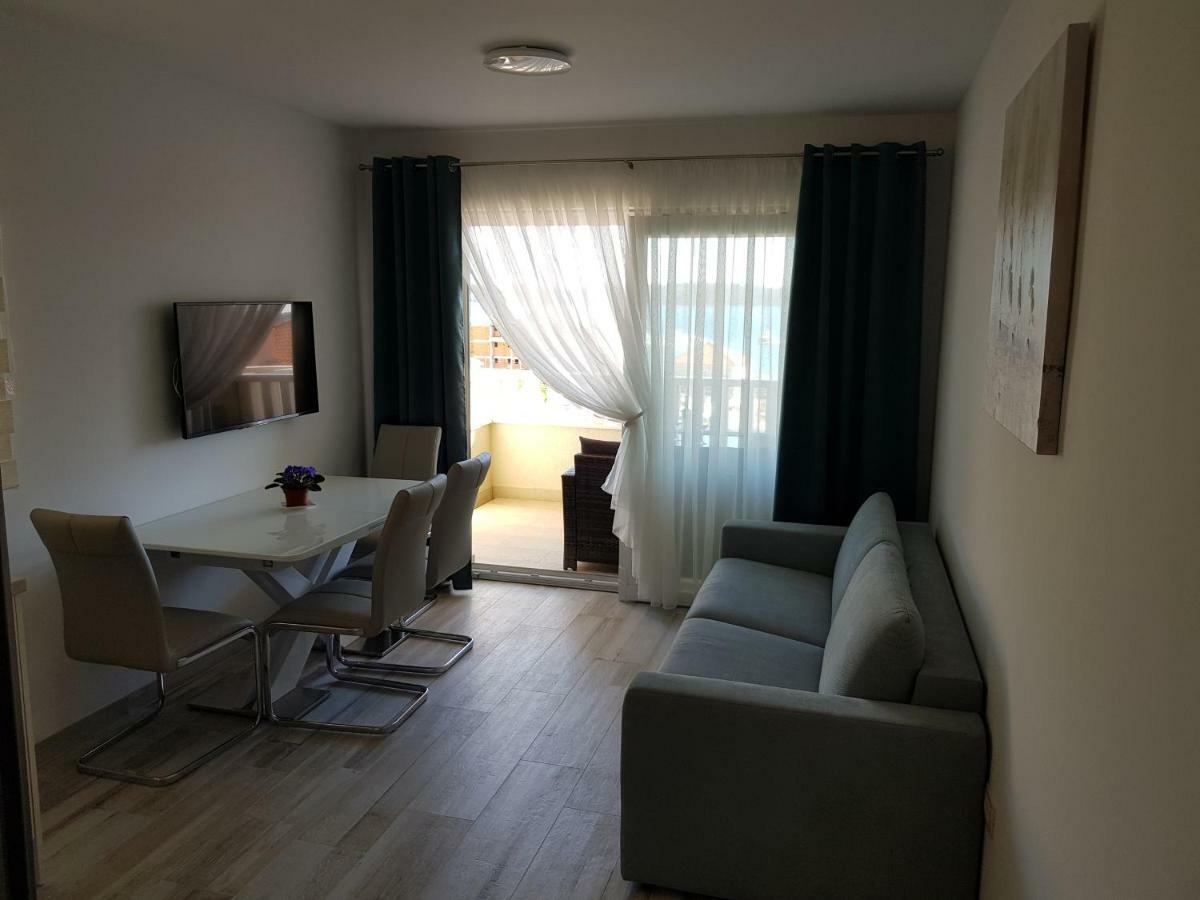 Apartmani Marella Seget Donji ภายนอก รูปภาพ
