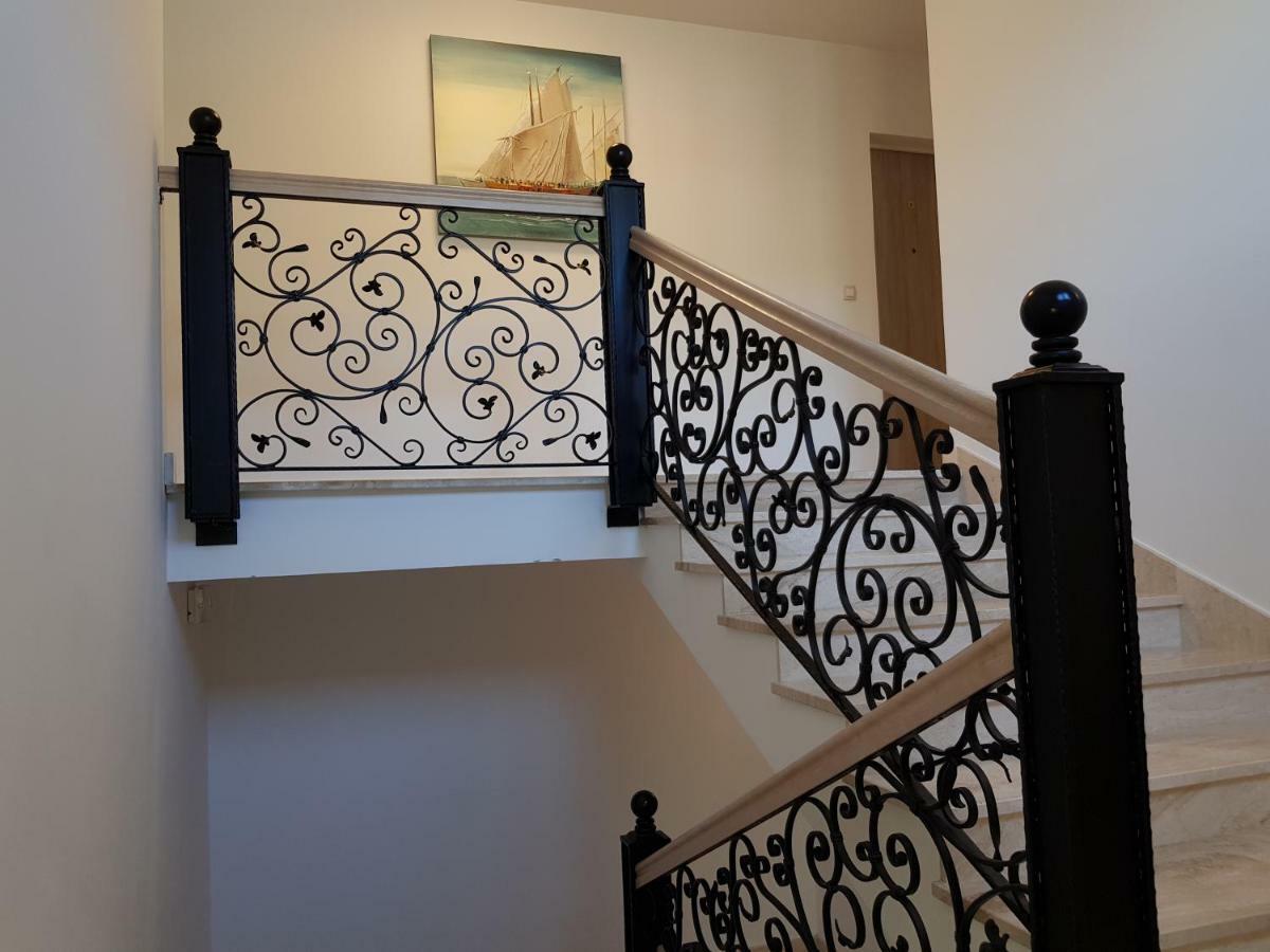 Apartmani Marella Seget Donji ภายนอก รูปภาพ